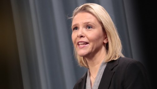 Bmn9S6yiXC0DHpPuYKyT6AHlnDCuSNOm7gkAWim5fsfw